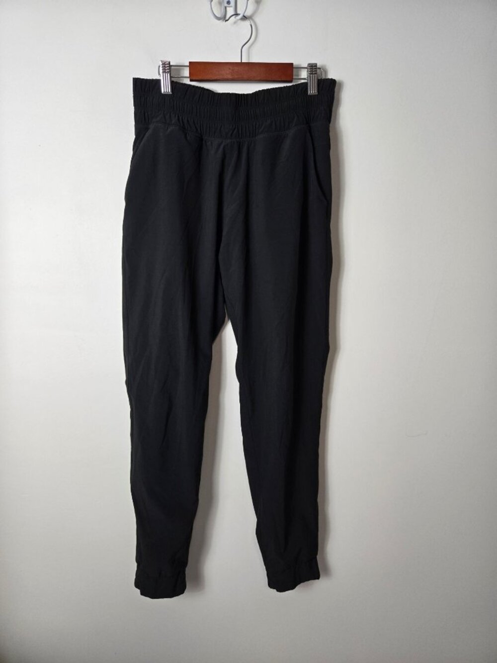 Free Fly Women's Size S Bamboo-Lined Pull-On Breeze Jogger Pants Black UPF